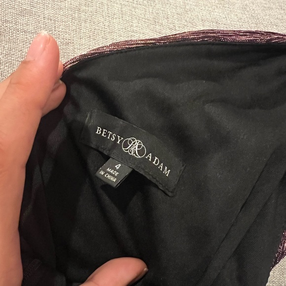 Betsy Adam Abrielle One Shoulder Shimmery Evening Dress - Picture 4 of 5